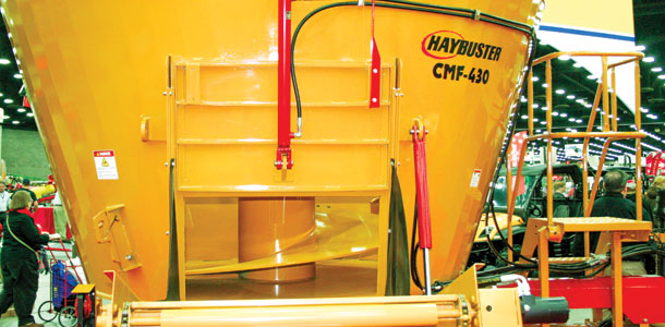 Haybuster CMF-430 Vertical Mixer 
