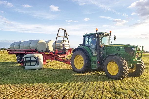 Anderson Groups's self-loading wrapped silage bale mover