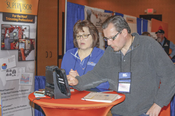 Trimmers learned about new technologies during the Hoof Health Conference trade show.