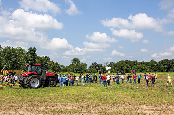 People lined up to see the liquid manure application demonstrations.